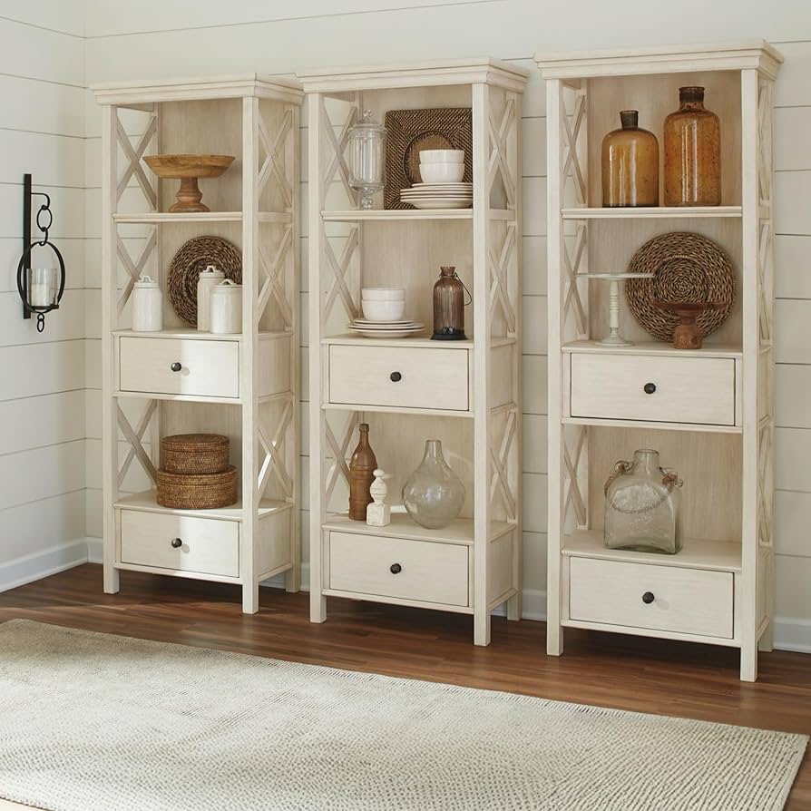 Cabinet キャビネット Ashley W147,1cm Amazon.com: Signature Design by Ashley Bolanburg Cottage